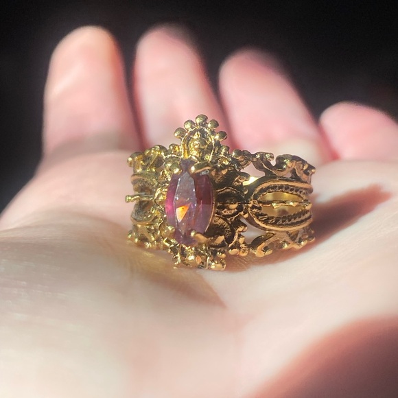 Gold Filigree Ring with Purple Marquise Stone - Picture 6 of 16